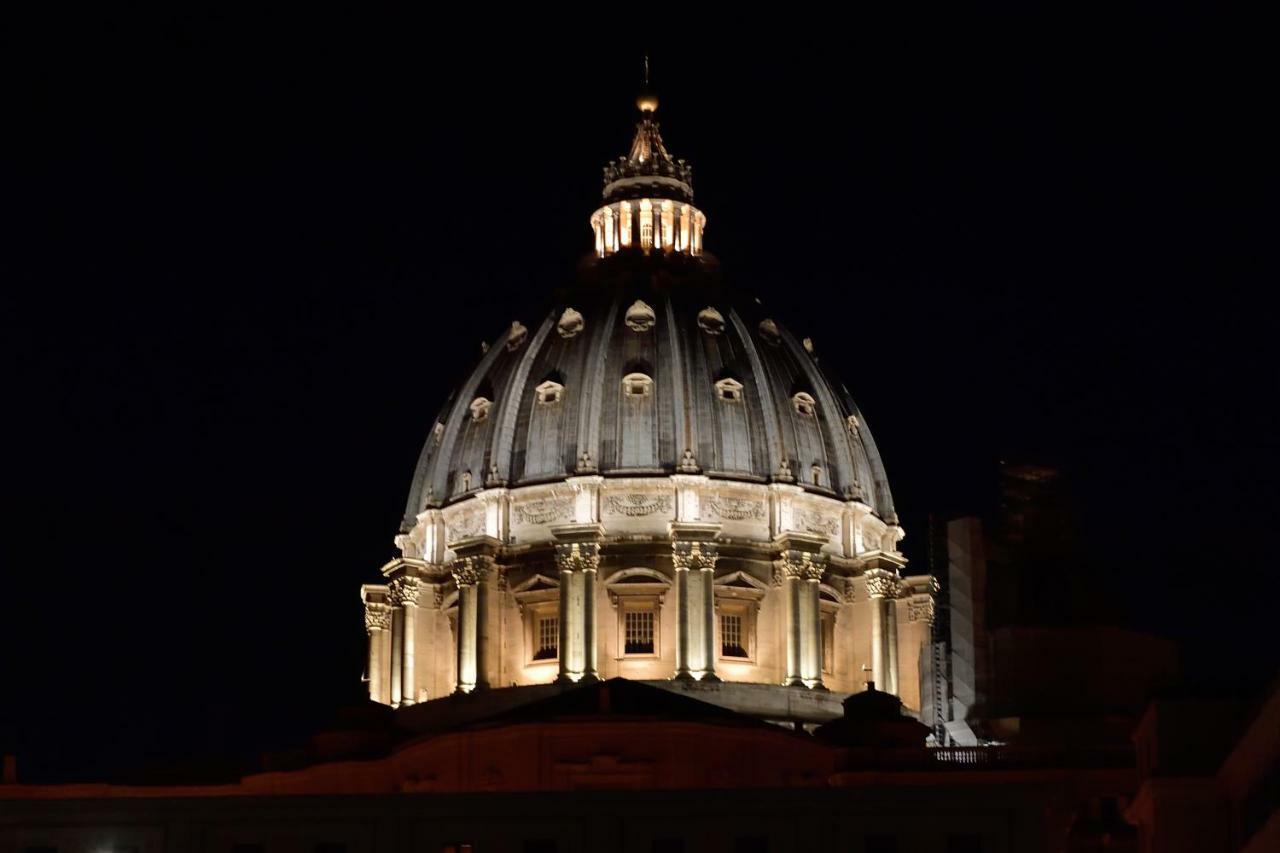 San Pietro Moonlight Luxury Apartment Rome Luaran gambar